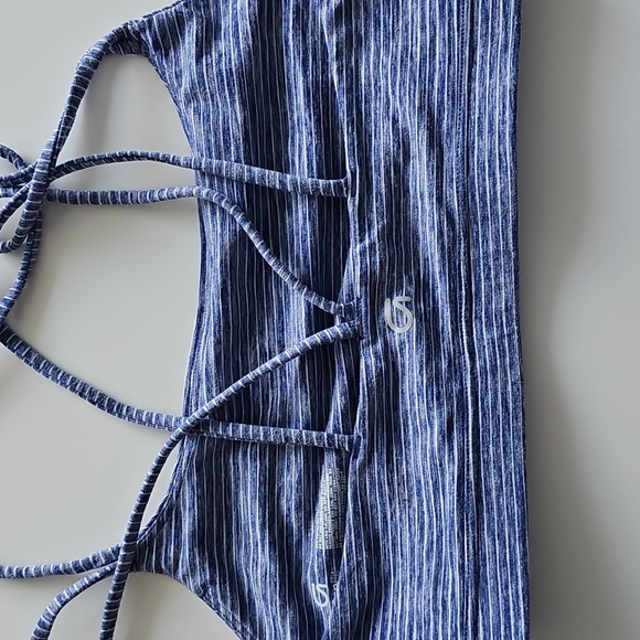 GAPfit sport bra - Picture 3 of 4